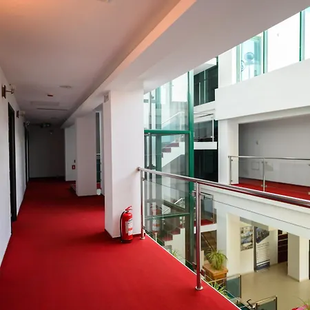 Hotel Laguna 3*