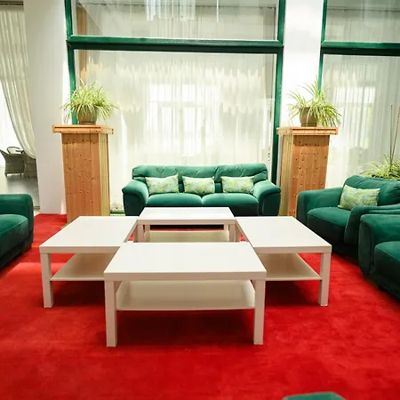 Hotel Laguna 3*