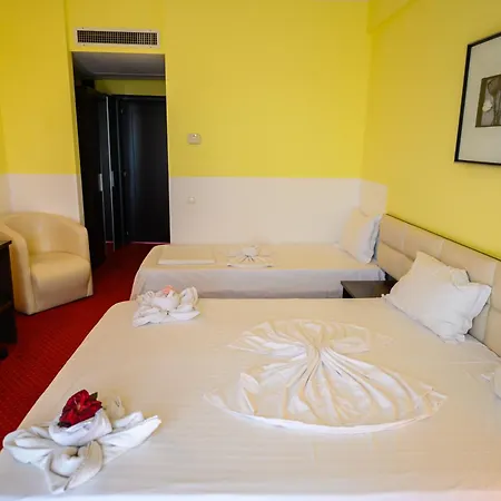 Hotel Laguna 3*