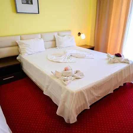 Hotel Laguna 3*